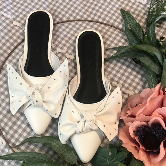 Wild Diva Shoes - While mules